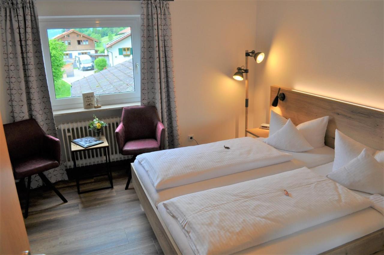 Hotel Garni Malerwinkl Bad Hindelang Buitenkant foto